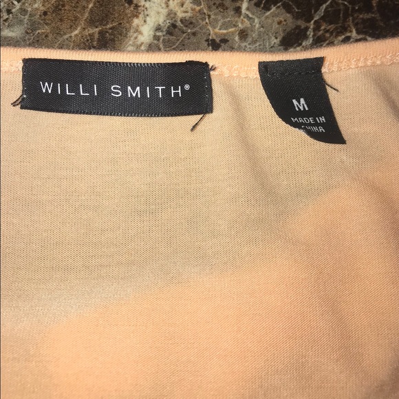 Peach sequin front keyhole stretch blouse. Size M - Picture 4 of 5